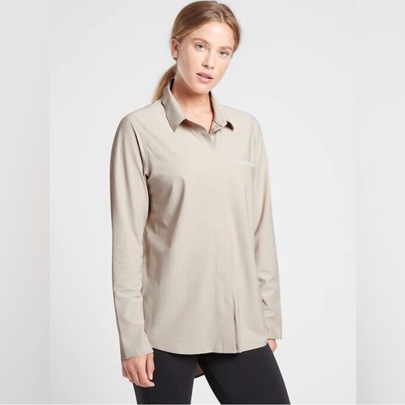 Athleta Tops - NWOT Athleta Urbanite Button Front Top Beige S